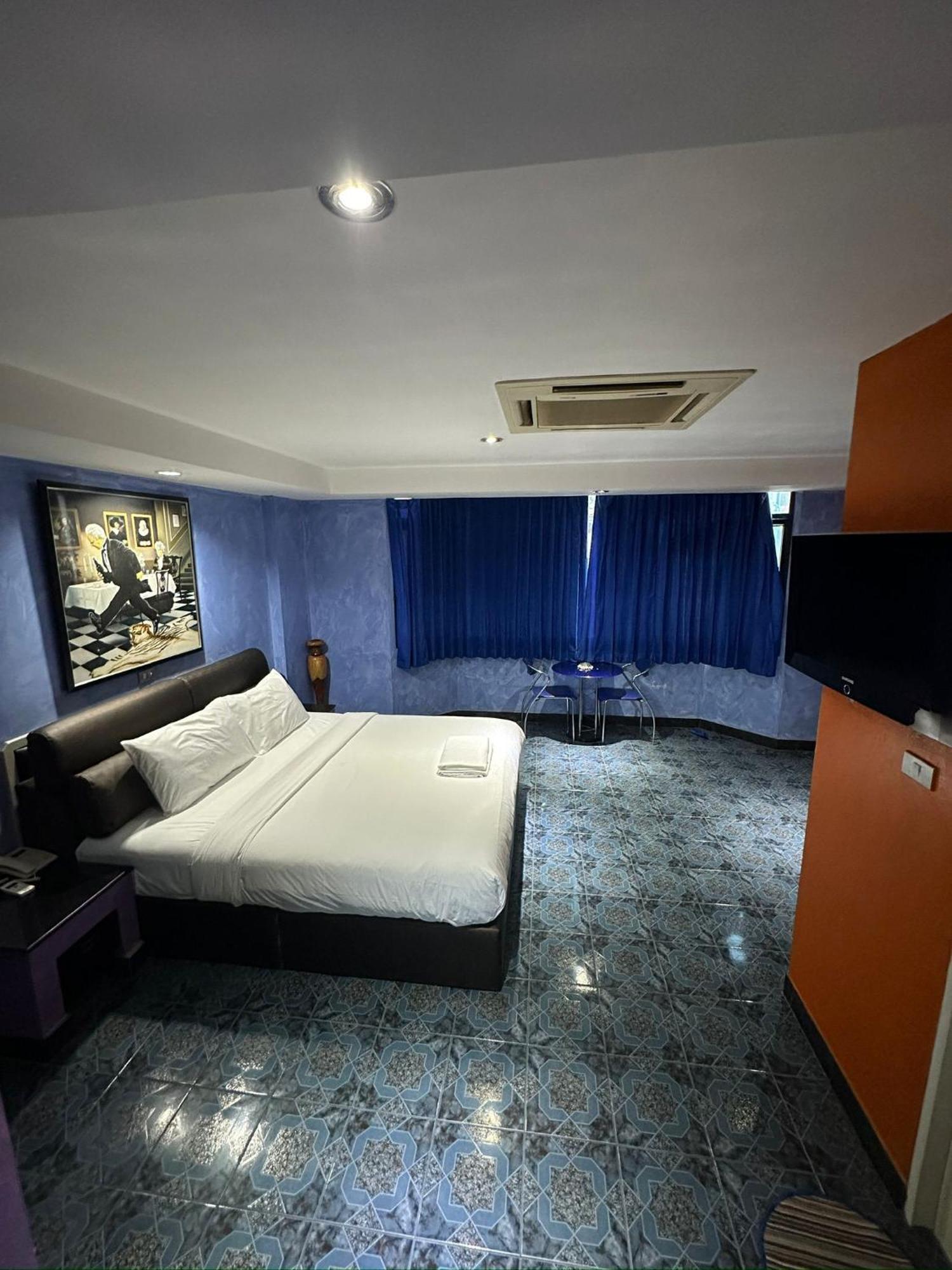 Koenig Hotel Pattaya Near Walking Street Zewnętrze zdjęcie